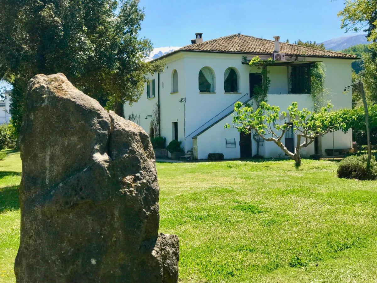 Agriturismo "Borgo Madonna Degli Angeli" - Charming Cottages In The Gardens ! Tocco da Casauria Экстерьер фото