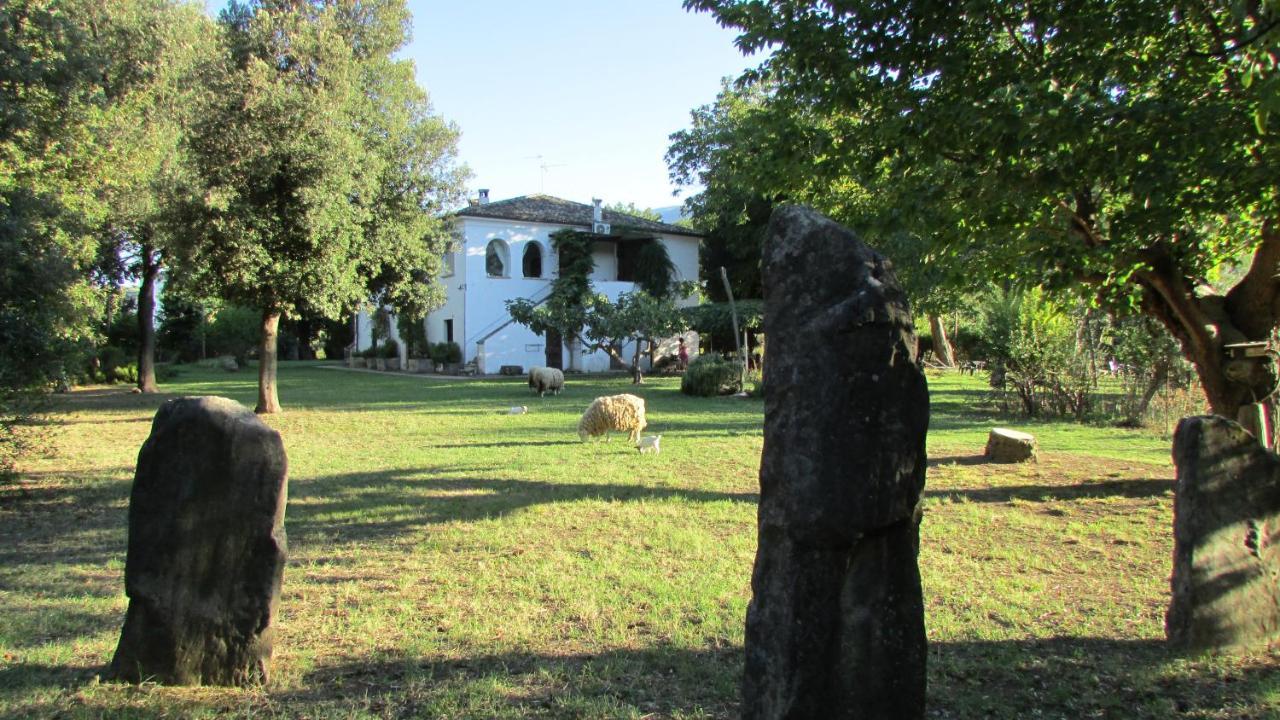 Agriturismo "Borgo Madonna Degli Angeli" - Charming Cottages In The Gardens ! Tocco da Casauria Экстерьер фото