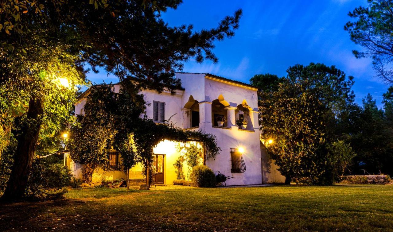 Agriturismo "Borgo Madonna Degli Angeli" - Charming Cottages In The Gardens ! Tocco da Casauria Экстерьер фото